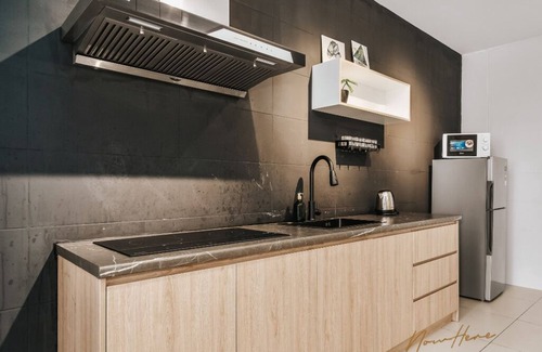 Kuala Lumpur Apartment | [Nowhere] 2BR/2BA Apartment with Balcony and WiFi in Ampang KL