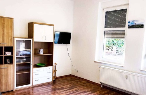 Neupetershain Nord Apartment | NP03 beautiful apartment in Neupetershain with WiFi