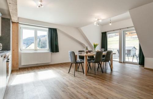 Moederbrugg Apartment | NRV Top 567 XL