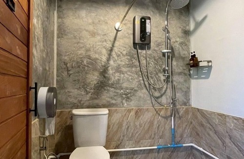 Lan Sak Resort | NUBDAO 168 Homestay