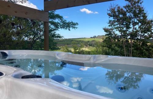 Euzet-les-Bains Bed & Breakfast | Nuitées Bohèmes Hôtel & Spa