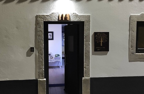 Casais do Rio House | Numa aldeia tranquila, um Alojamento com traços originais a brindar a historia!