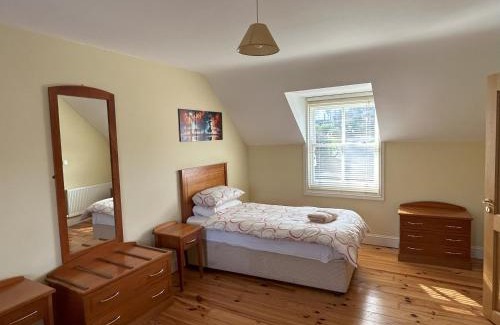 Schull House | Number 7 Bank House