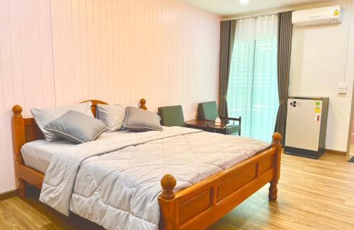 Bangkok Noi House | Number9 Bangkoknoi BKK Homestay