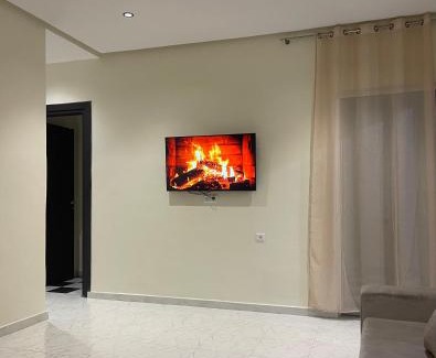 Oulad Khallouf Apartment | Nura Apartment - Family only