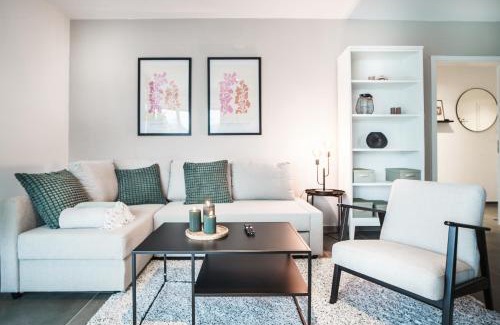 Ibbenbueren Apartment | O24 Neu I Zentral I Parkplatz I Fahrstuhl I Design I King I Küche