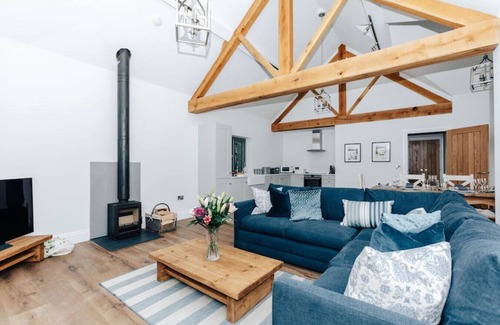 Henley House | Oakvale - Brand new countryside 2 bedroom annex