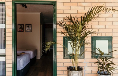 Blackall Hotel | Oasis Motor Inn Blackall