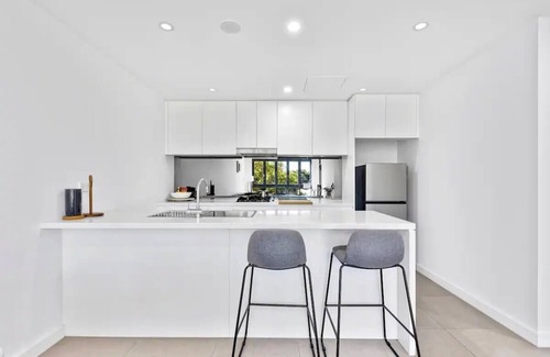 Rosebery Apartment | Oasis Near Cbd, Close to Unsw, Famous Restaurants