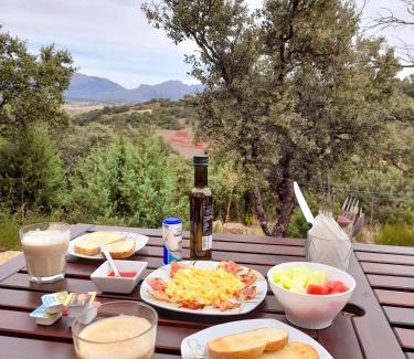 Venturada Bed & Breakfast | Oasis Sierra