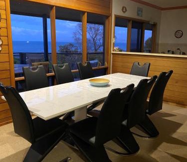 Penneshaw House | Ocean Blue KI. Absolute ocean front, free WiFi