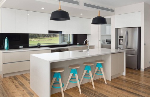 San Remo House | Ocean Breeze in San Remo