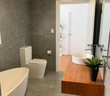 Playford House | Ocean Eyre