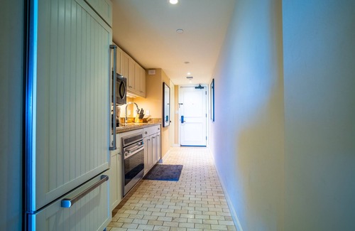 Kahuku Villa | OCEAN FRONT Luxury Villa - Stunning Ocean Views - Steps To the Beach -Central AC