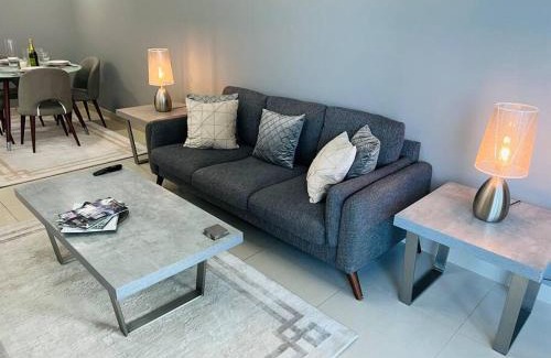 Al Sufouh 2 Apartment | Ocean Heights - Spacious 1 Bedroom Apartment with Sea View & Free Parking