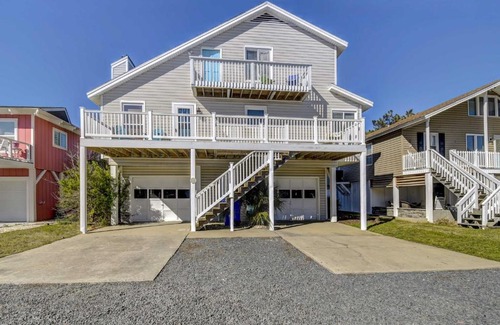 Ocean Isle Beach House | Ocean Isle Beach Home with Canal Views!