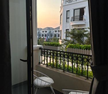 Van Giang Apartment | Ocean Park - 14 Giường Đôi - Sunny Residence