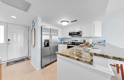 Seabrook Island Villa | Ocean View Atrium Villa! Two Bedrooms, Sleeps 6! Amenity Cards! Great Outdoor Porch!