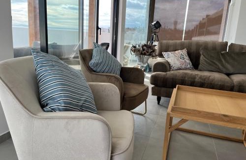 Patio Apartment | Ocean view by Charmes Penthouse