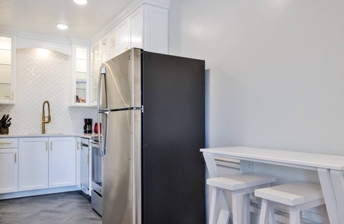 New Smyrna Beach Condo | Ocean View King Suite #203