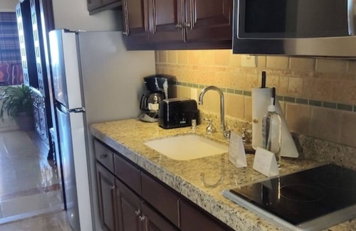Marina Apartment | Ocean view, luxury resort, studio suite