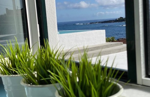 Pico Island House | Ocean View Pico