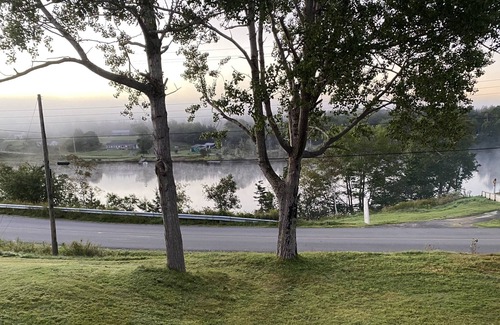 Sheet Harbour House | Ocean view private 2 acres great for wedding or events boating team builderππ©βπ¦βπ¦πβπ¦Ίππ΅ββοΈ