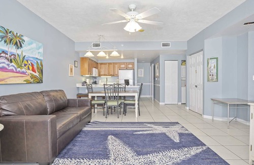 Brush - Stewarts Condo | Oceanfront Beach Escape Ocean Walk Resort Daytona Beach