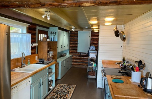 Juneau House | Oceanfront cabin out the road and steps to the beach