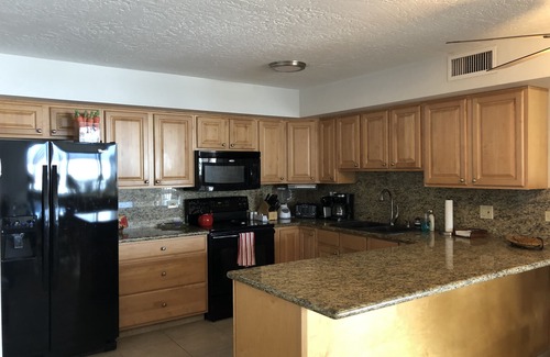 Maalaea Condo | OCEANFRONT Create Forever Memories, Panoramic Views; 2 bdrm, 2 bath, Central A/C