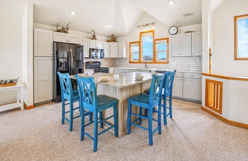 Salvo House | Oceanfront Dog Friendly Home in Waves w/Pool, Hot Tub, Game Room, & Cargo Lift