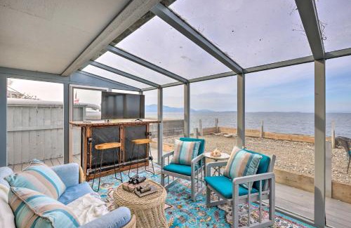 Ferndale House | Oceanfront Ferndale Oasis with Fire Pit, Grill!