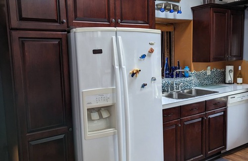 Grand-Digue House | Oceanfront "funky" house with outdoor pool and tiki bar