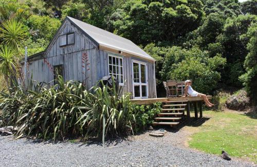 Tuateawa House | OCEANSIDE - Exclusive & private - Castaway Cottage