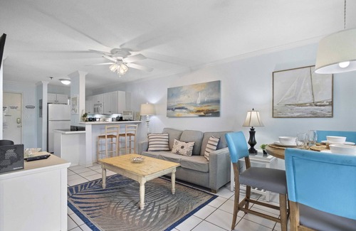 Palmetto Dunes Condo | Oceanside Resort. Indoor Pool, 2 outdoor pools, Hot Tub, Private Beach Access.