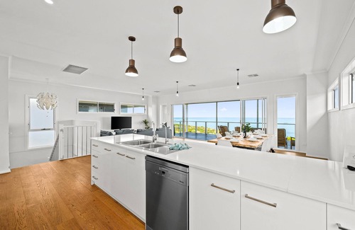 Moana House | Ochre Sunsets Fleurieu Peninsula ~ Moana - Coastal Beauty with Sweeping Uninterrupted Views