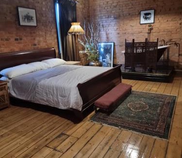 Creswick Hotel | Odessa at leavers Hotel