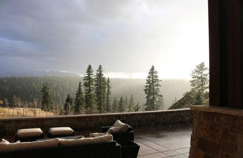 Woodland Park House | Off Grid Luxury Experience