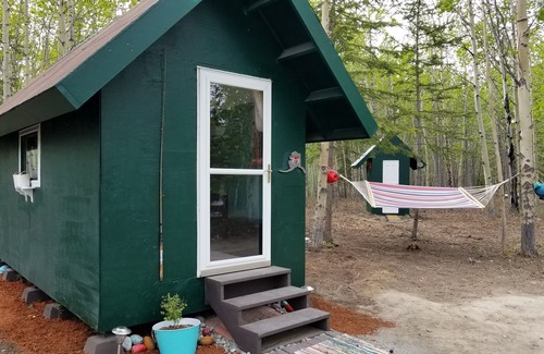 Kenny Lake Cabin | Off the grid dry cabin near Chitina