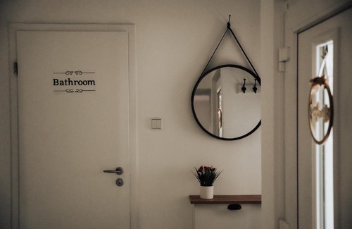 Ramstein-Miesenbach House | Offenes Stilvolles Stadthaus