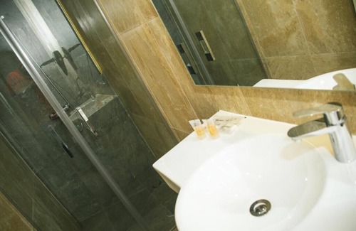 Ceuta Hotel | Oh Nice Revellin Ceuta