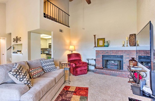 Oklahoma City Condo | Oklahoma City Vacation Rental Near Lake & Trails!