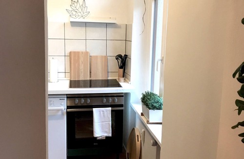 Altona-Nord Apartment | Old building apartment for up to 4 people in the Schanzenviertel - first floor