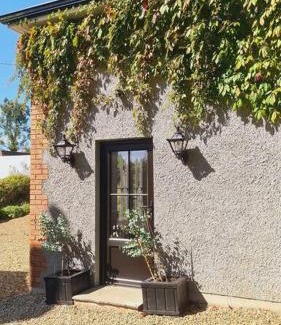 Monaghan Apartment | Old Farmhouse Annex