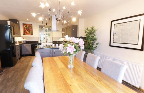 Manod House | OLD POST OFFICE, family friendly in Blaenau Ffestiniog