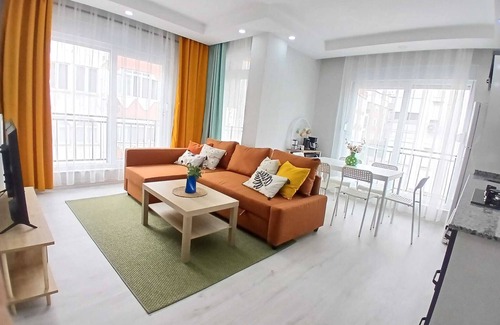 Antalya City Centre Apartment | Old Town 5 Min 2Bed Room 1000 Mbps Wi-Fi