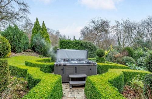 Newtown House | Old Upper Gwestydd