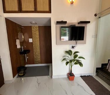 Yelagiri House | Olive Hills-Families Only-First Floor Guest House