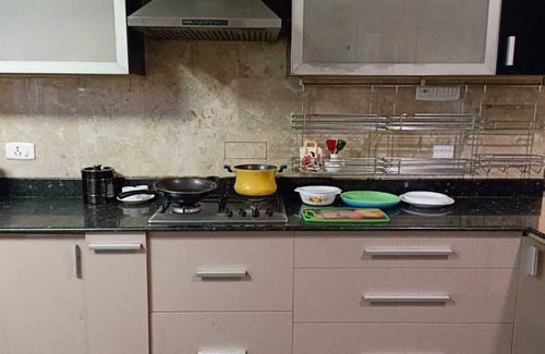 Kanathur Villa | Olive Inn Luxurious 4-BHK Individual Villa w/Indoor Swimming Pool