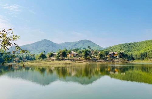 Ngoi Tu Hotel | Om Tara Retreat